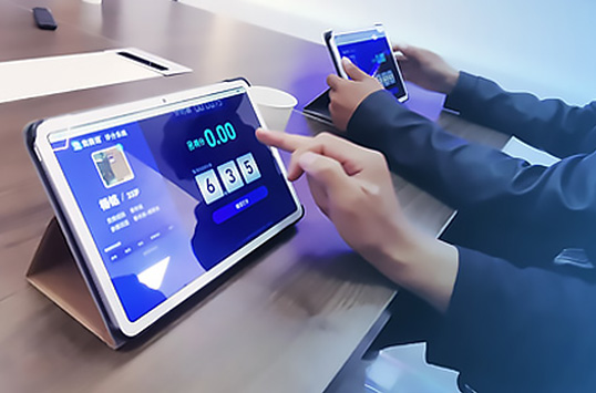 道路石灰基复合材料的界面化学与微观结构设计