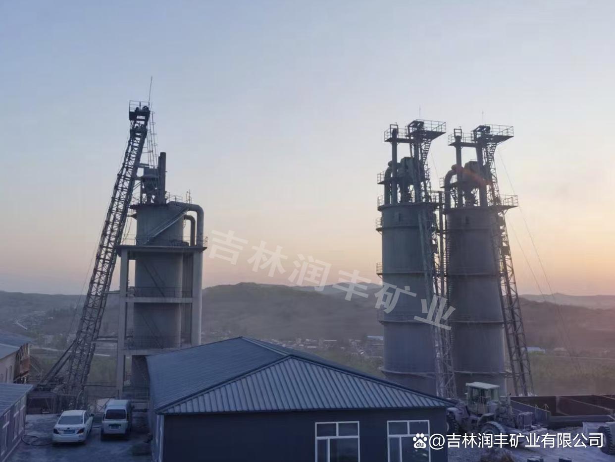 黑河石灰多少钱一吨？- 白灰厂家直供报价